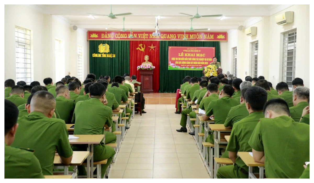 Khai mạc Cuộc thi tìm hiểu kiến thức công tác nghiệp vụ cơ bản của lực lượng Cảnh sát nhân dân năm 2026