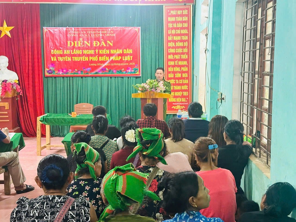 Công an xã Lượng Minh tổ chức diễn đàn 