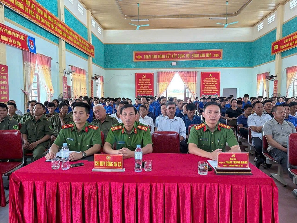 Đại biểu tham dự