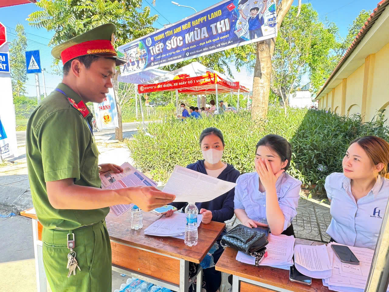 Công an xã Vạn An 