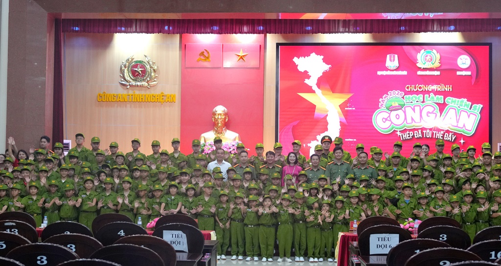 Khai giảng và xuất quân chương trình 