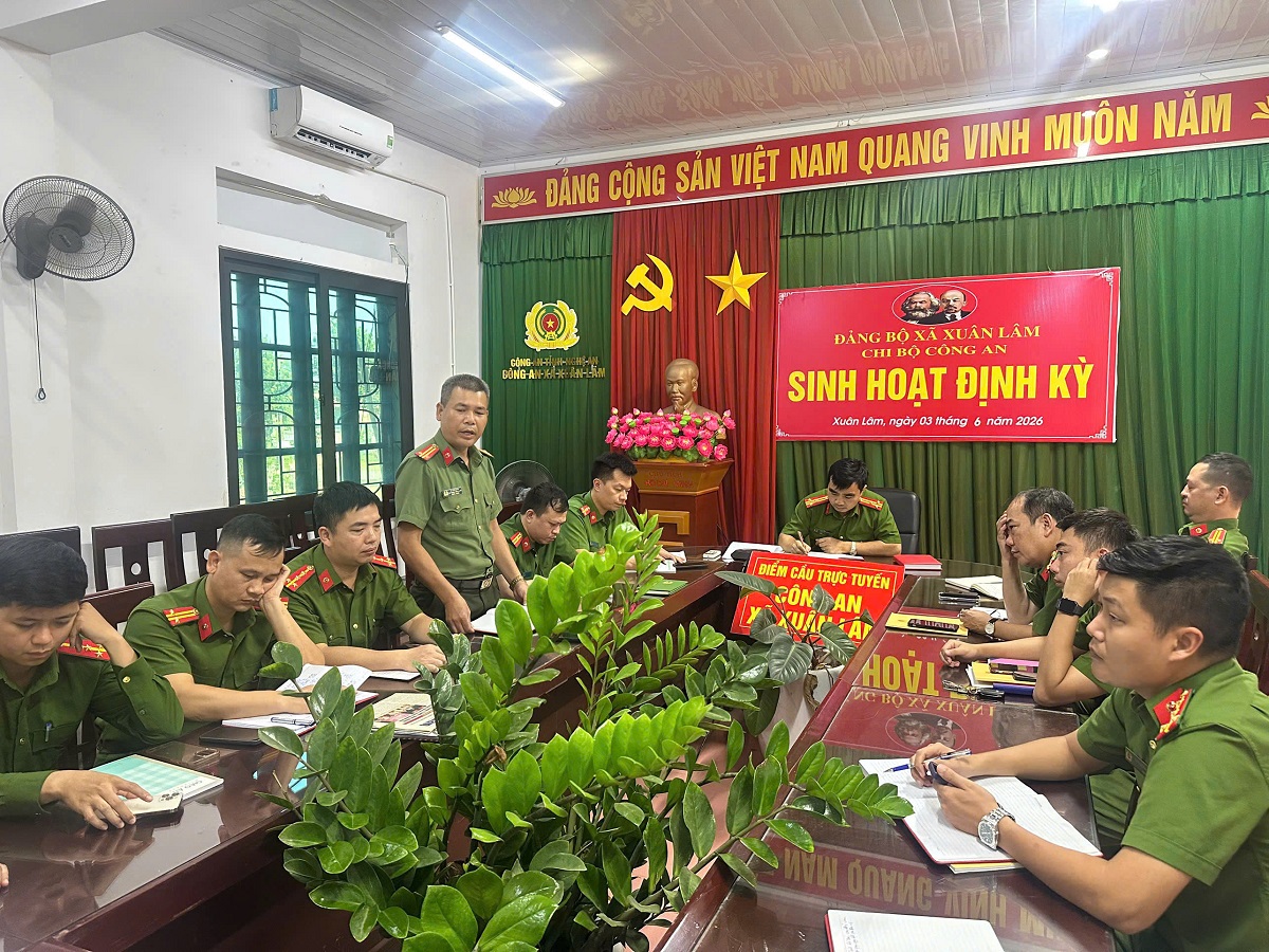 Công an xã Xuân Lâm tổ chức sinh hoạt thường kỳ và quán triệt nghị quyết hội nghị ban chấp hành trung ương đảng khóa XIV