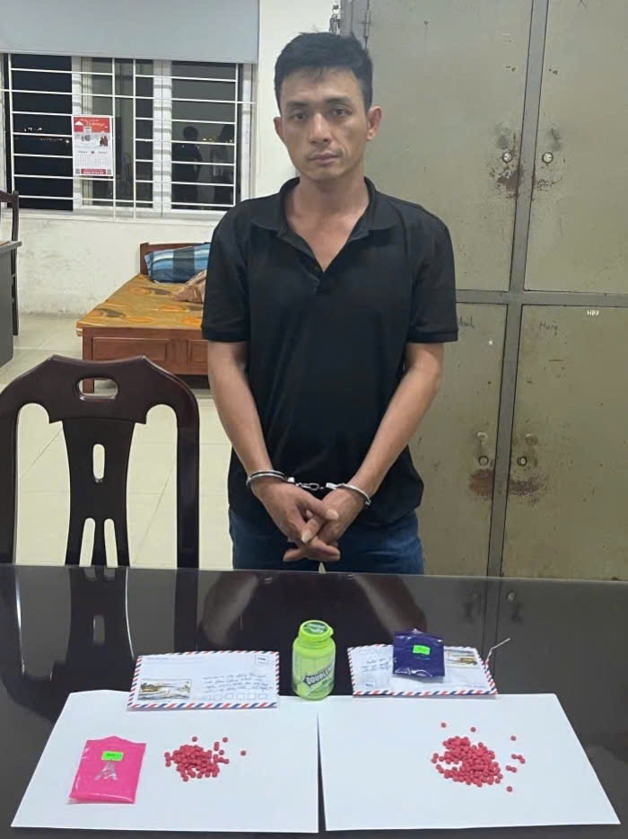Phan Lương Mạnh và số ma túy bị thu giữ