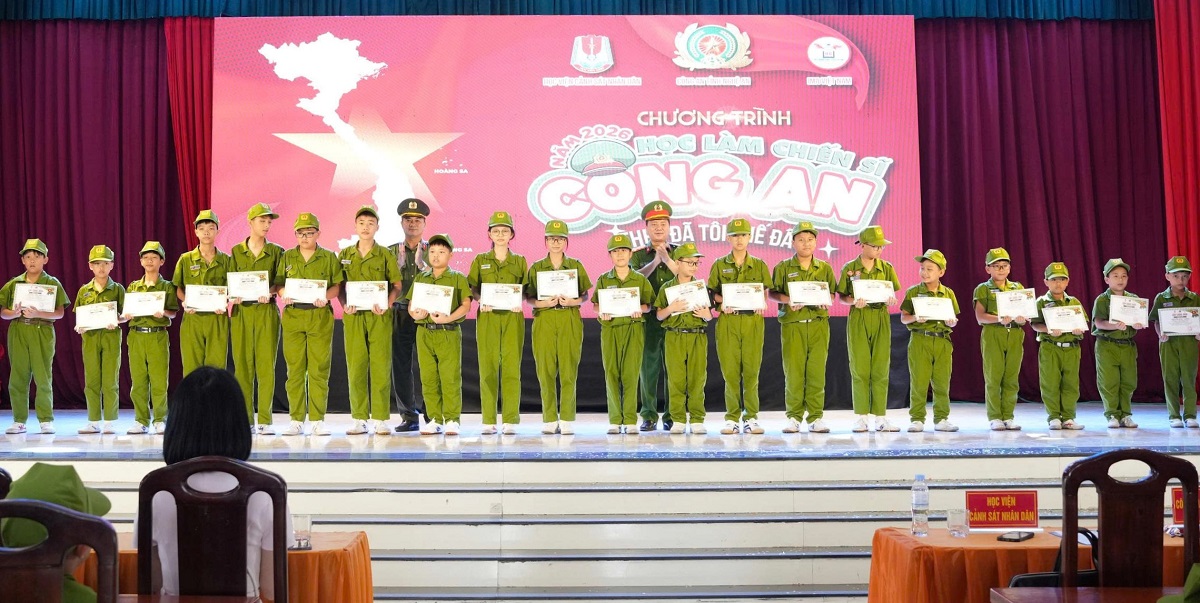 Bế mạc Trại hè 