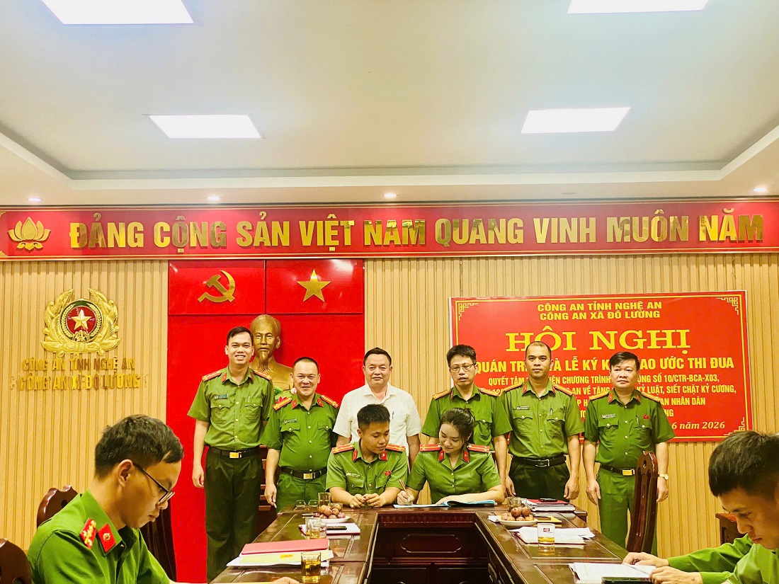 Ký kết giao ước thi đua tại điểm cầu Công an xã Đô Lương