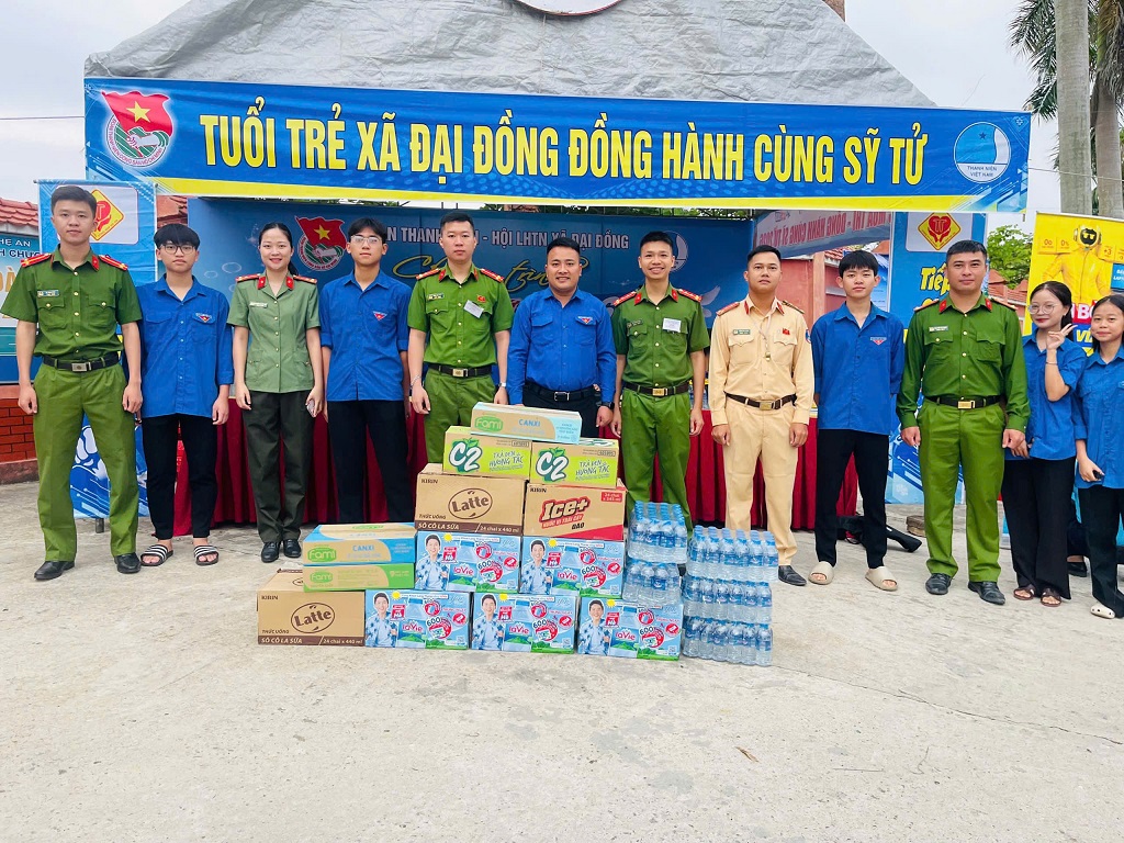 Chi đoàn Công an xã Đại Đồng chung tay 