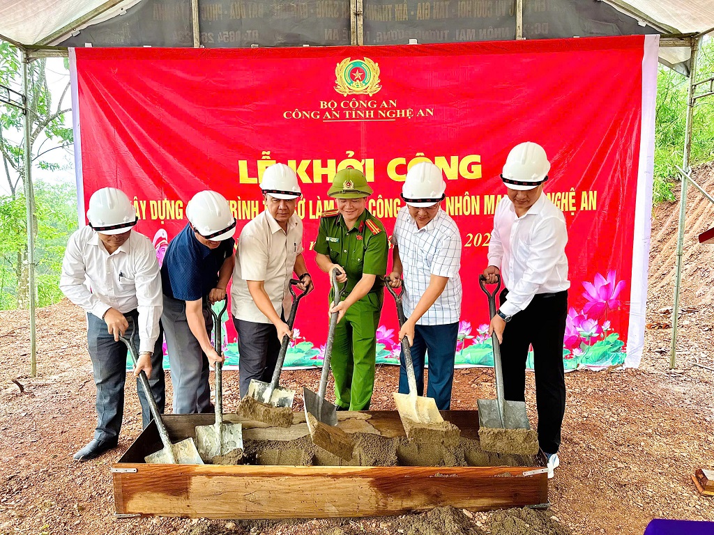Khởi công xây dựng trụ sở làm việc Công an xã Nhôn Mai