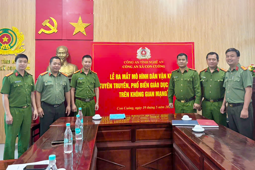 Ra mắt mô hình 