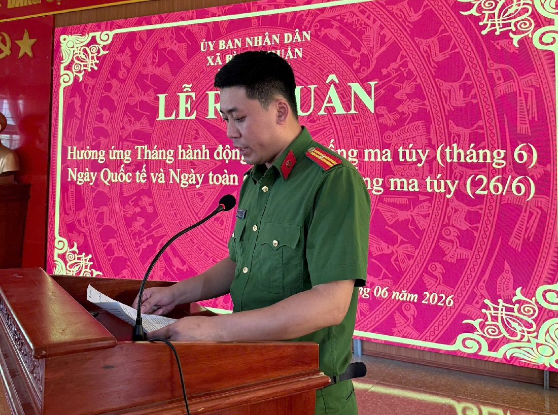 Ra quân hưởng ứng Tháng hành động phòng, chống ma túy
