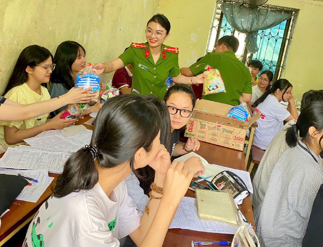 Tiếp sức sĩ tử trước Kỳ thi tốt nghiệp THPT