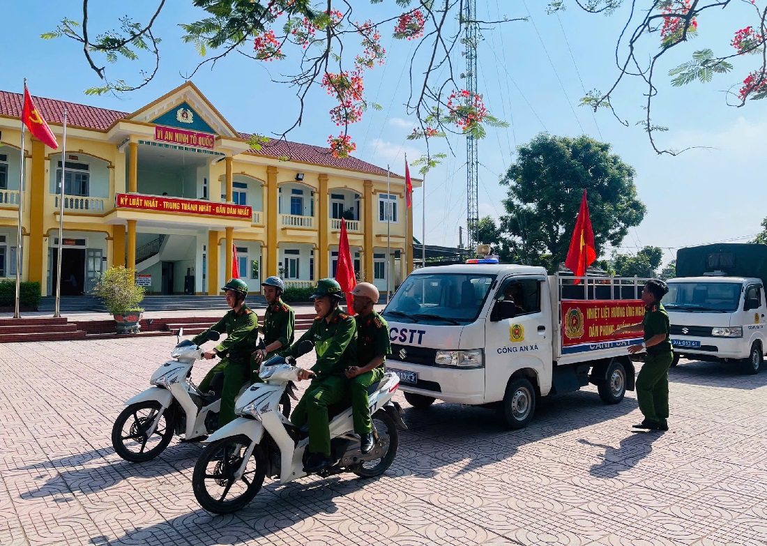 Công an xa ra quân hưởng ứng