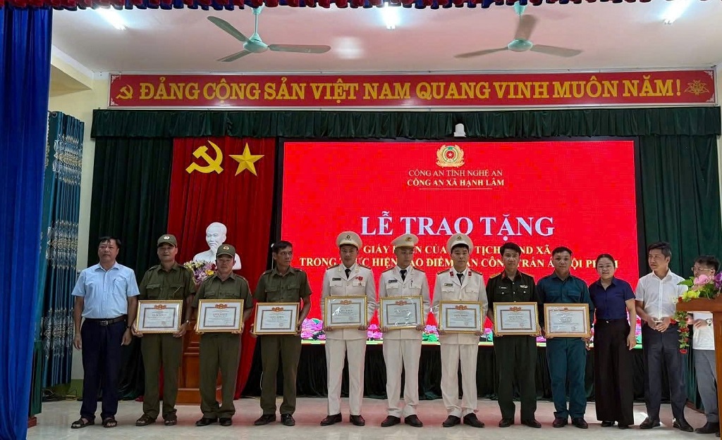 Công an xã Hạnh Lâm tổ chức Hội nghị tổng kết cao điểm tấn công, trấn áp tội phạm