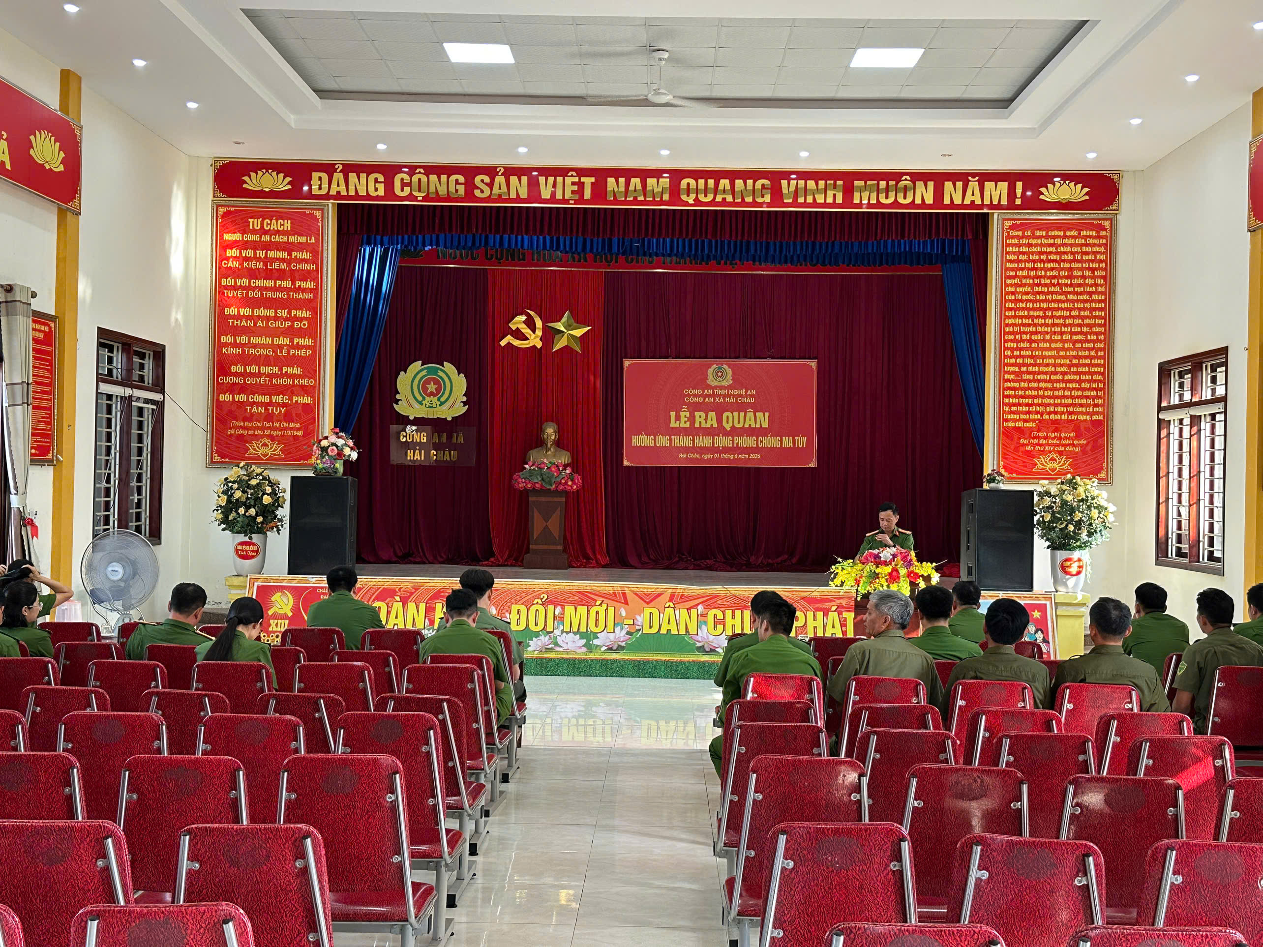 Ra quân hưởng ứng Tháng hành động phòng, chống ma túy