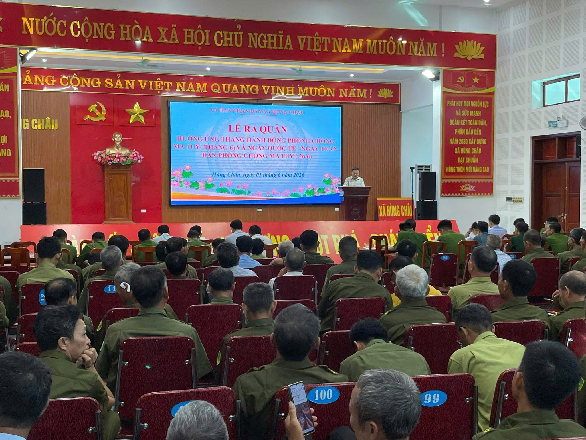 Ra quân hưởng ứng Tháng hành động phòng, chống ma túy