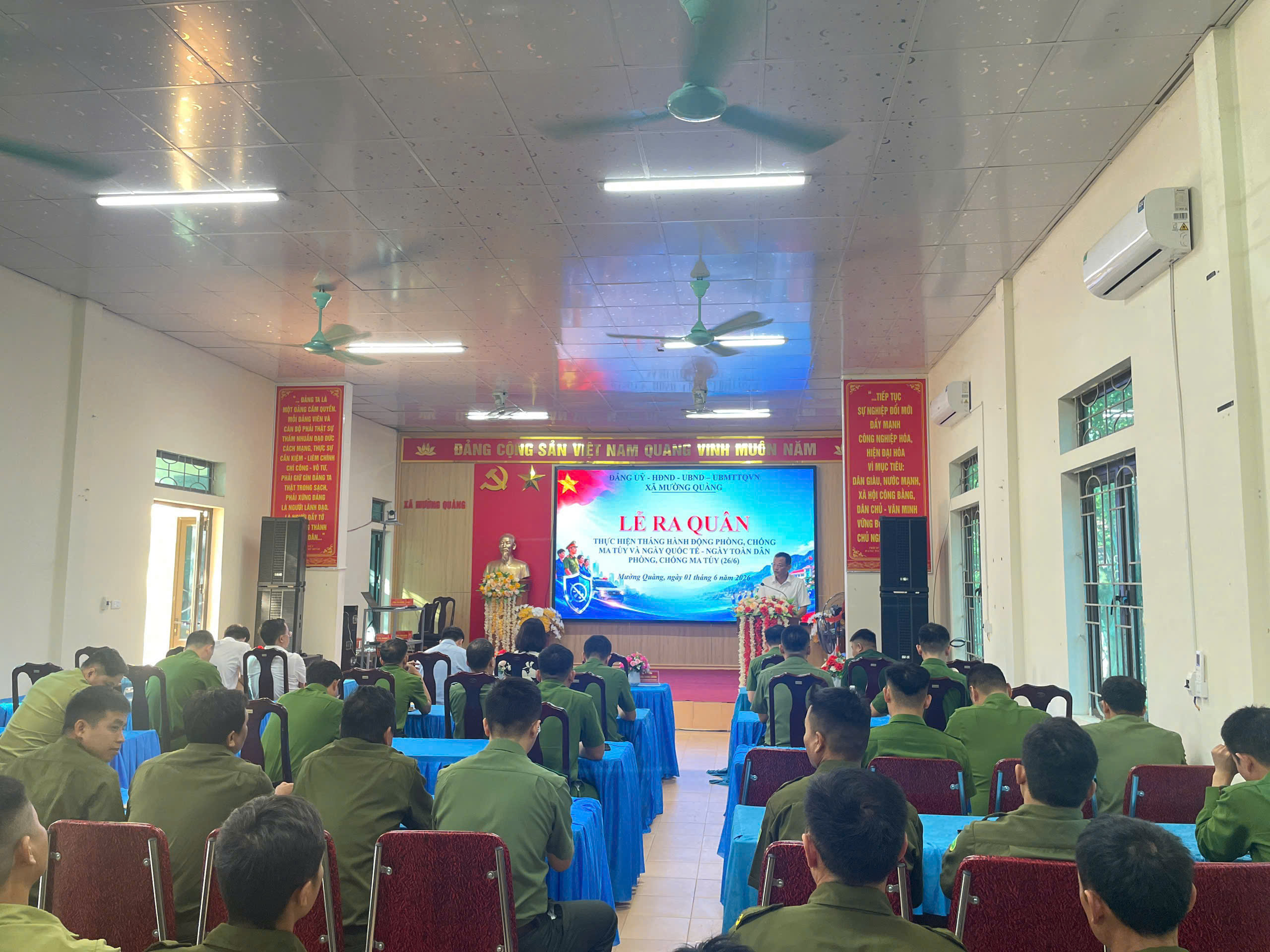 Ra quân hưởng ứng Tháng hành động phòng, chống ma túy