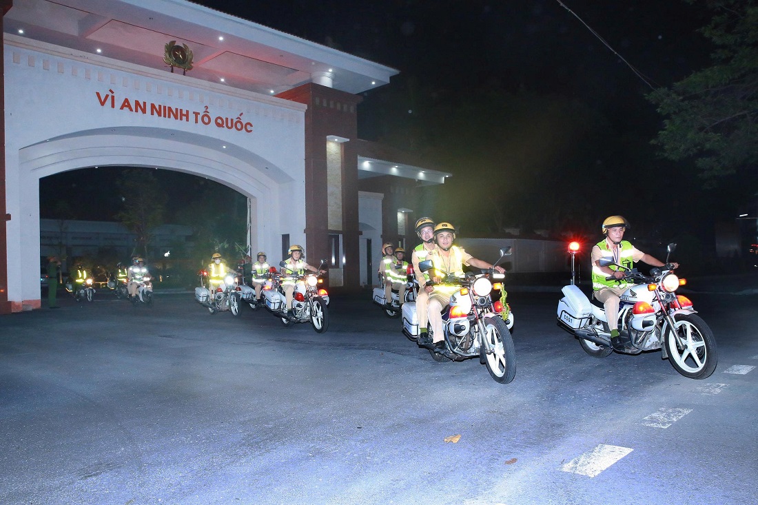 Đợt ra quân cao điểm huy động đông đảo lực lượng tham gia