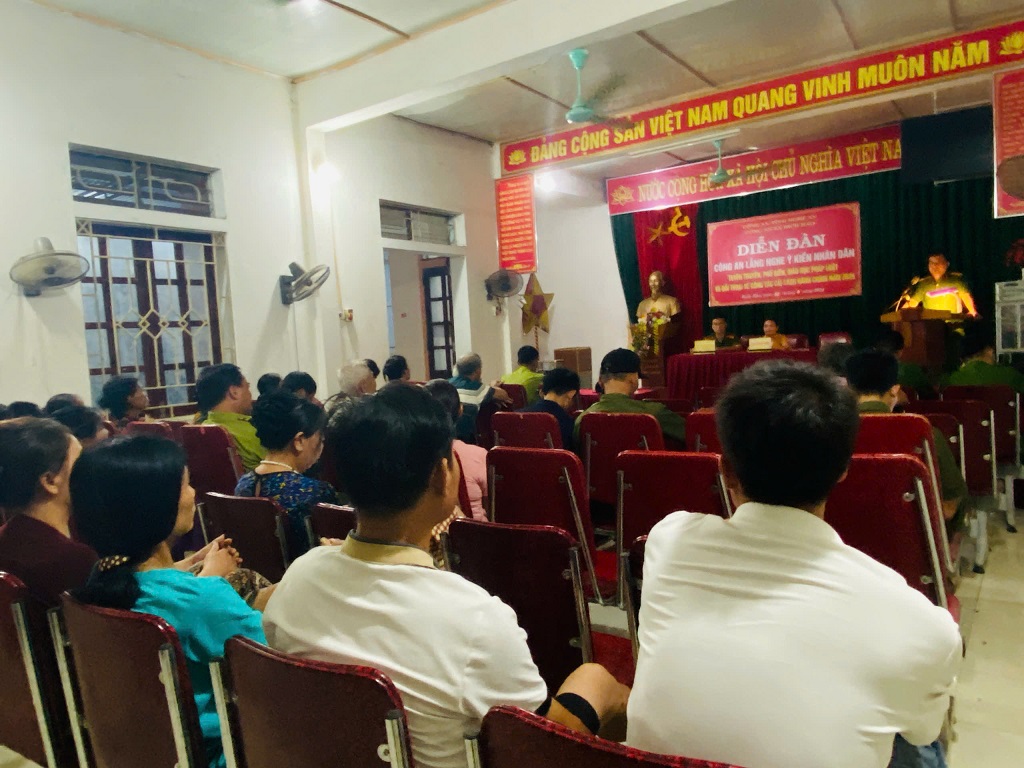 Công an xã Bích Hào tổ chức Diễn đàn 