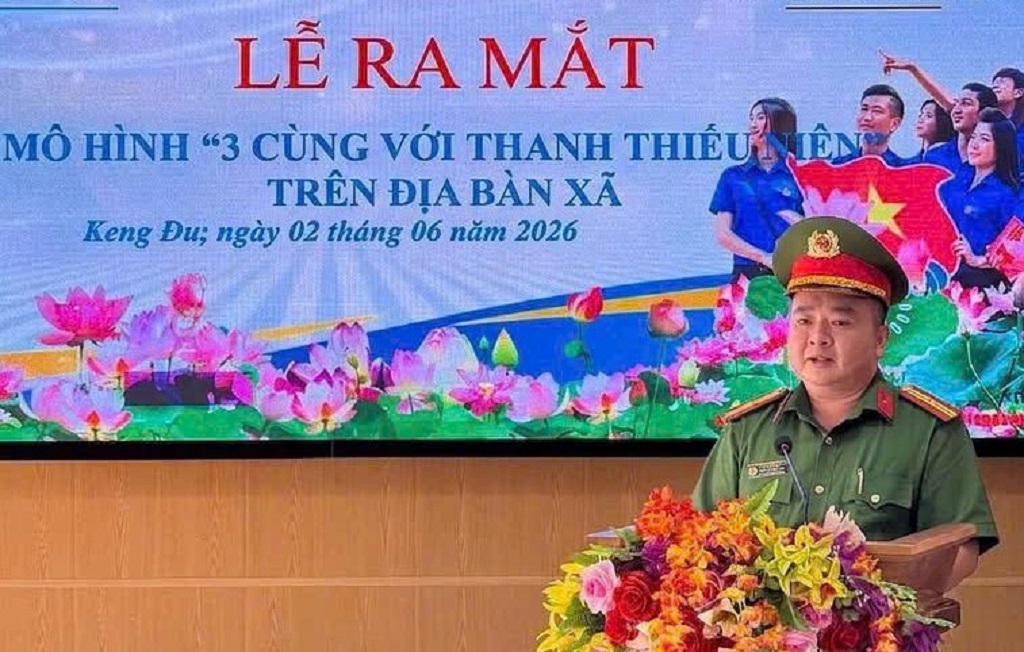 Tổ chức chương trình đối thoại giữa Trưởng Công an xã với thanh, thiếu niên và ra mắt mô hình 