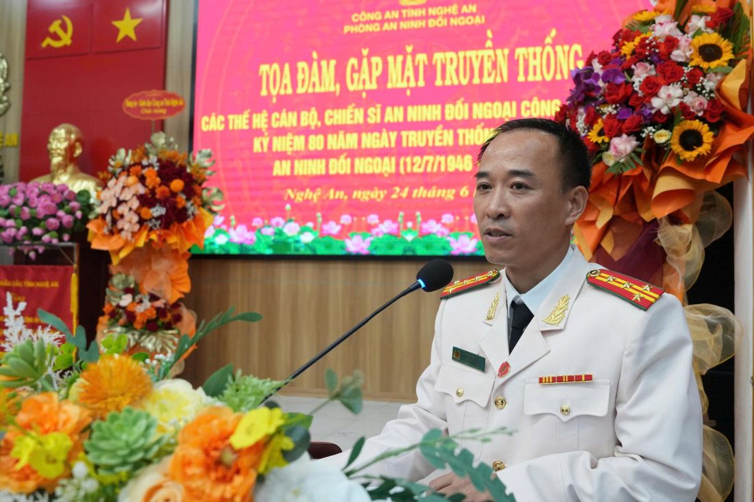 Đồng chí Đại tá Nguyễn Trọng Tuệ, Trưởng phòng An ninh đối ngoại phát biểu