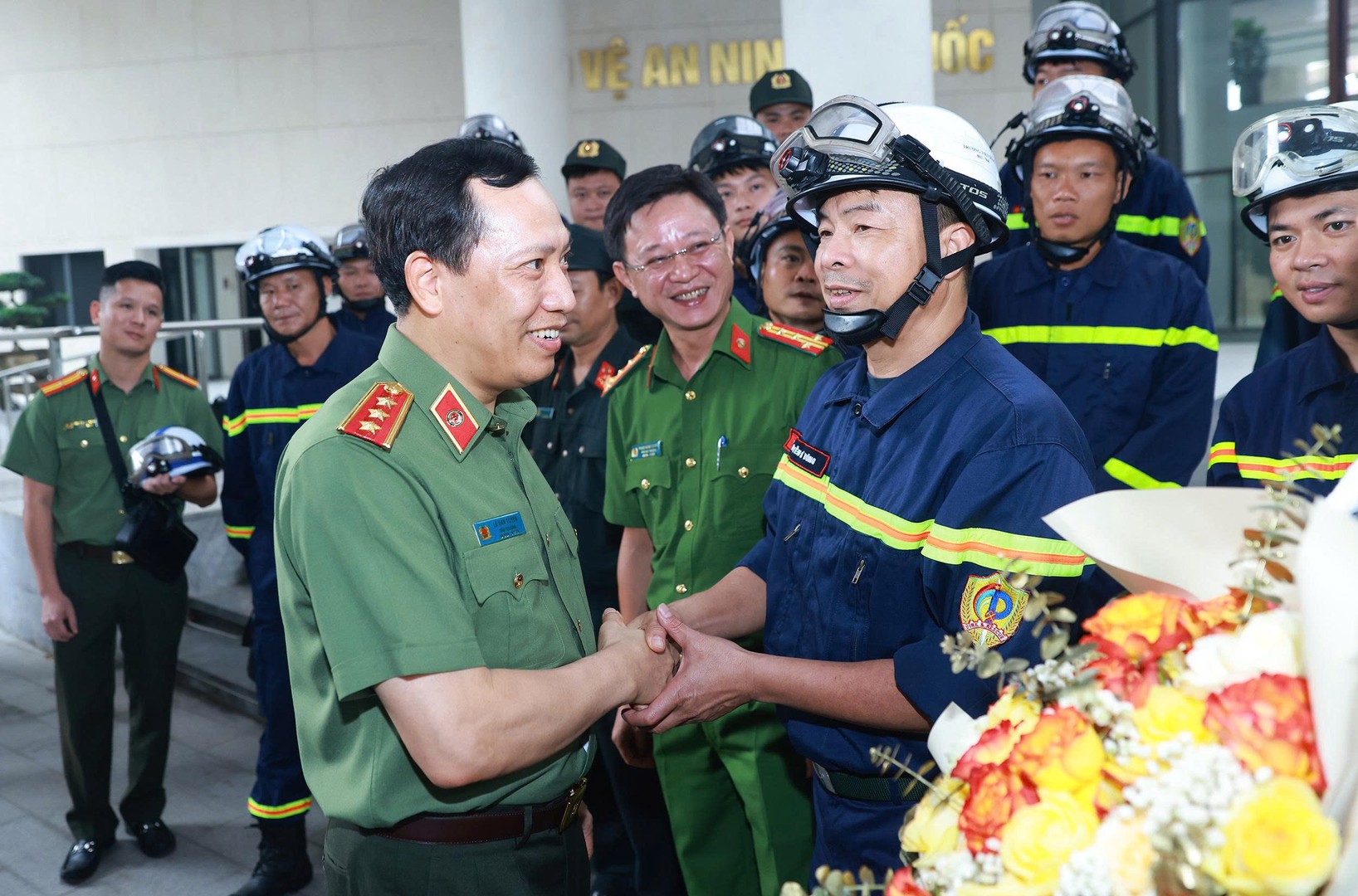 Bộ Công an xuất quân thực hiện nhiệm vụ cứu nạn, cứu hộ tại Venezuela