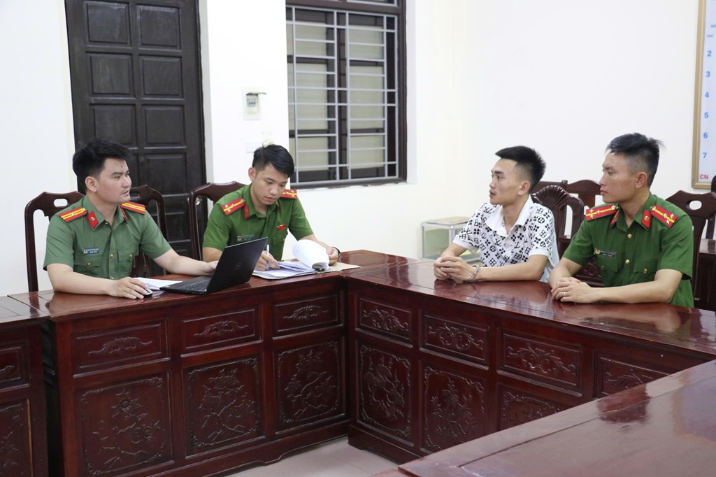Bắt đối tượng tổ chức cho người khác trốn đi nước ngoài
