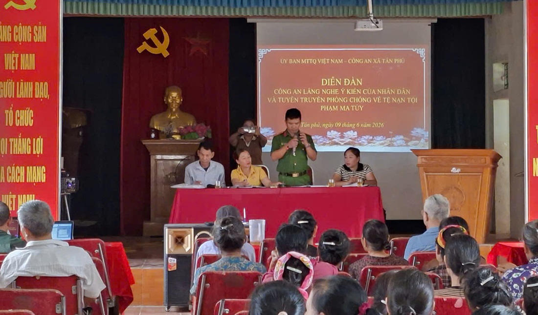 Công an xã Tân Phú tổ chức Diễn đàn 
