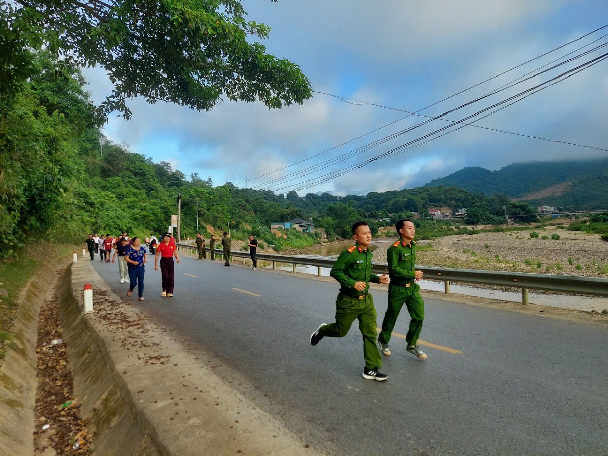 Xã Hữu Kiệm tổ chức lễ mít tinh, chạy hưởng ứng tháng hành động phòng, chống ma túy năm 2026