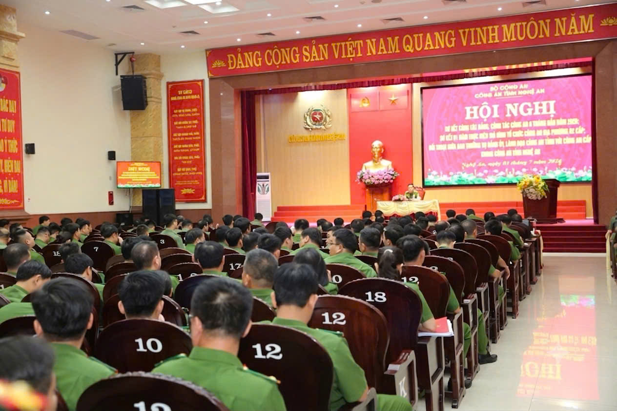 Toàn cảnh Hội nghị