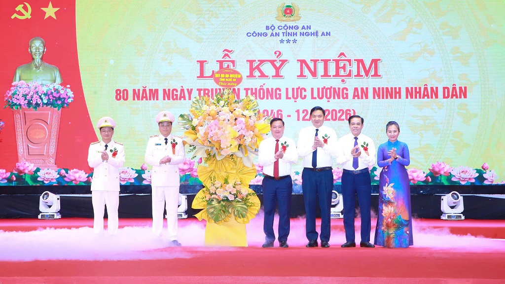Công an Nghệ An tổ  chức Lễ kỷ niệm 80 năm Ngày truyền thống lực lượng An ninh nhân dân