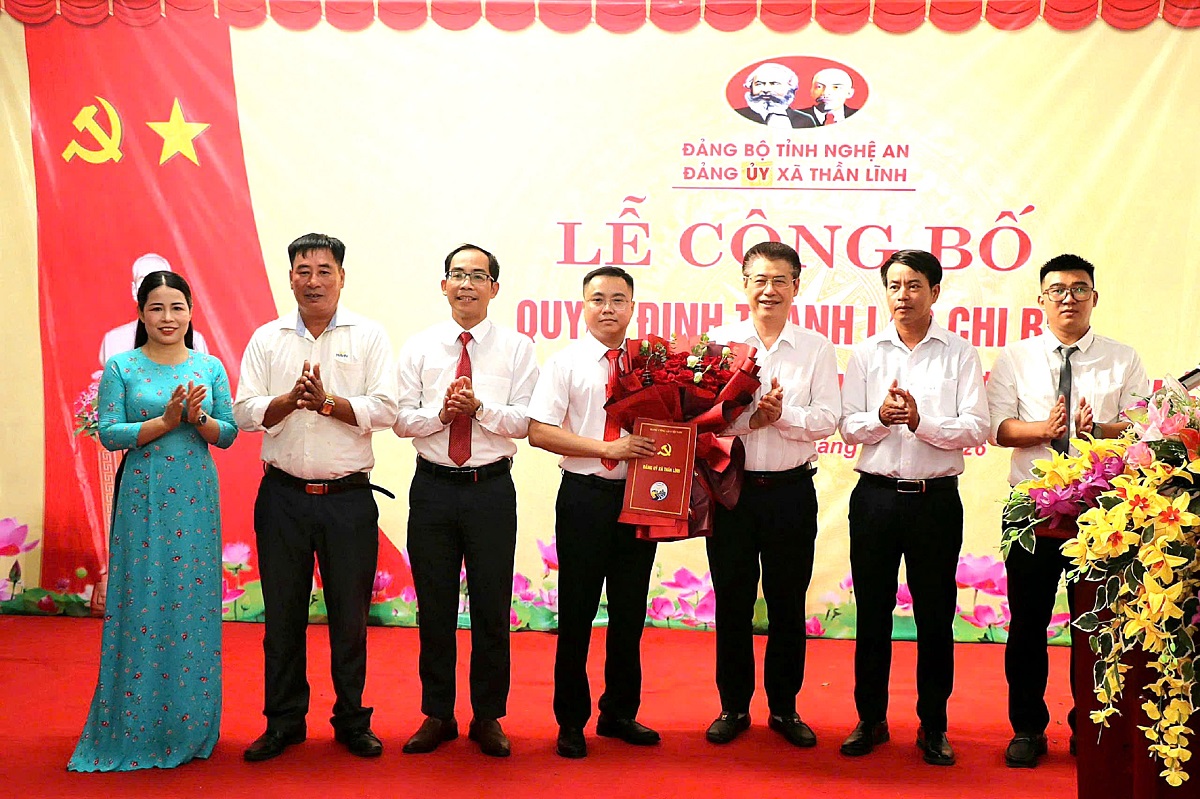 Thành lập chi bộ đảng trong doanh nghiệp tại xã Thần Lĩnh