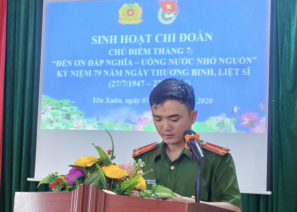 Chi đoàn Công an xã Yên Xuân tổ chức sinh hoạt đoàn tháng 7