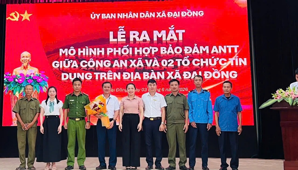 Ra mắt mô hình phối hợp bảo đảm ANTT giữa Công an xã Đại Đồng và tổ chức tín dụng