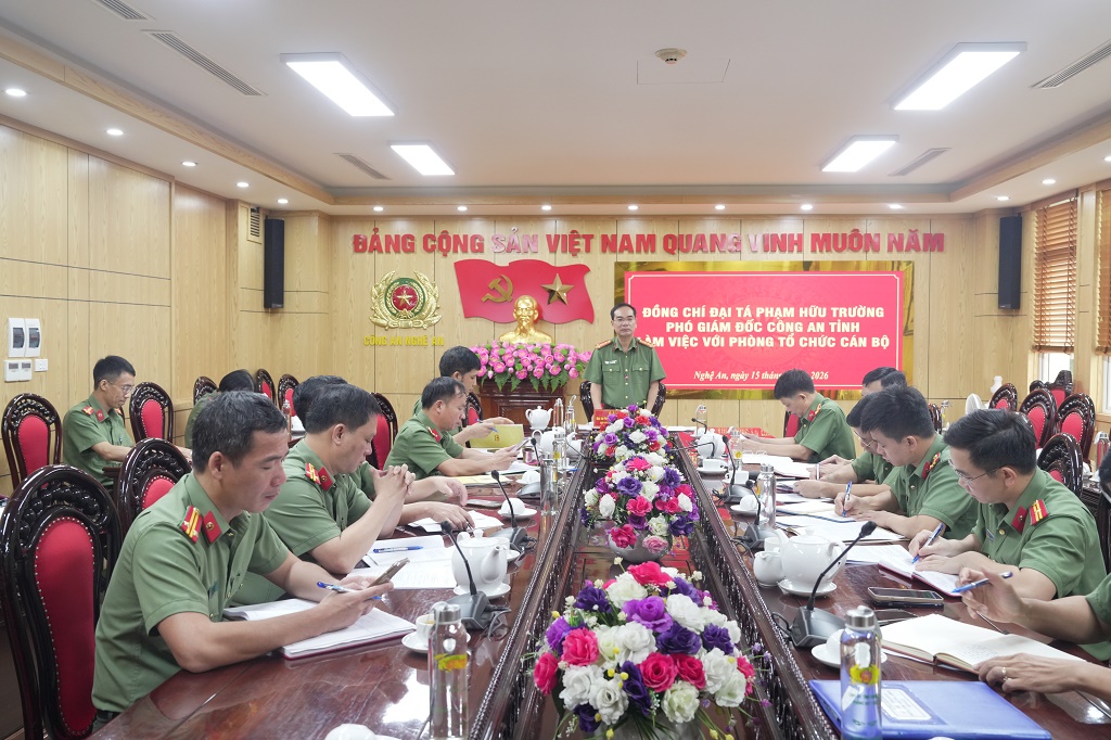 Toàn cảnh buổi làm việc
