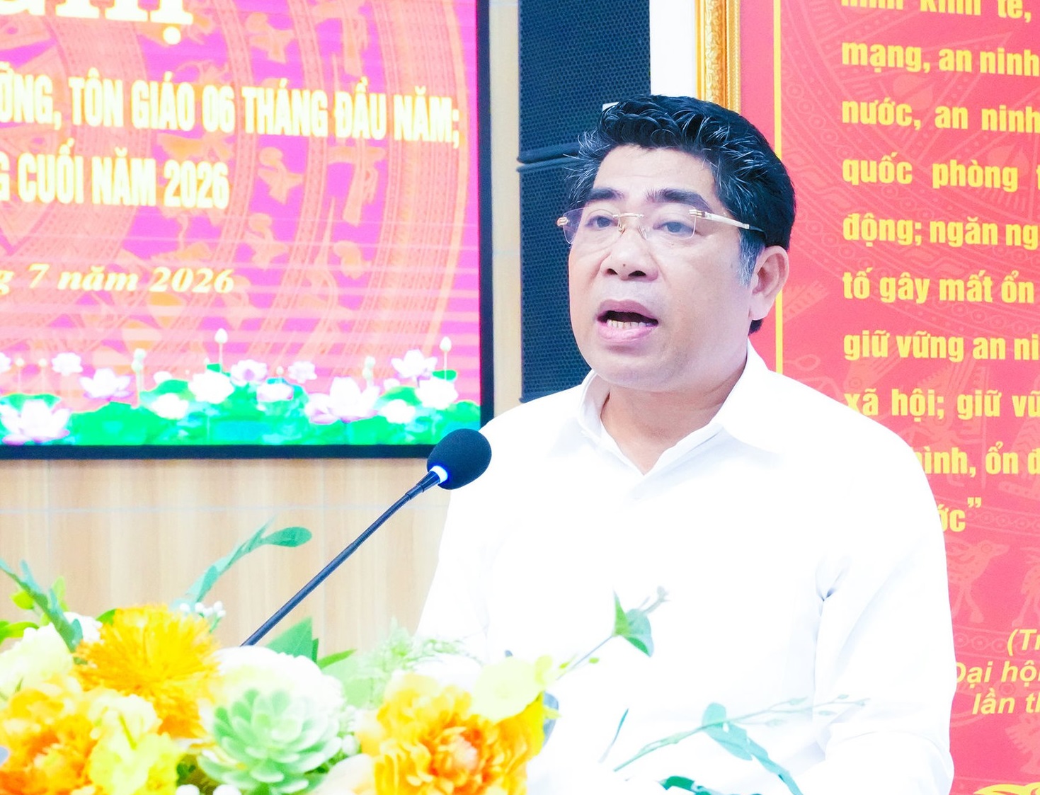 Giám đốc Sở Dân tộc và Tôn giáo báo cáo công tác quản lý Nhà nước về tín ngưỡng, tôn giáo 6 tháng đầu năm 2026