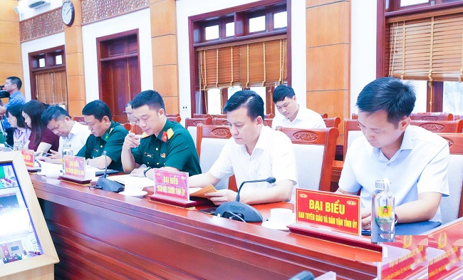 Các đại biểu dự Hội nghị.