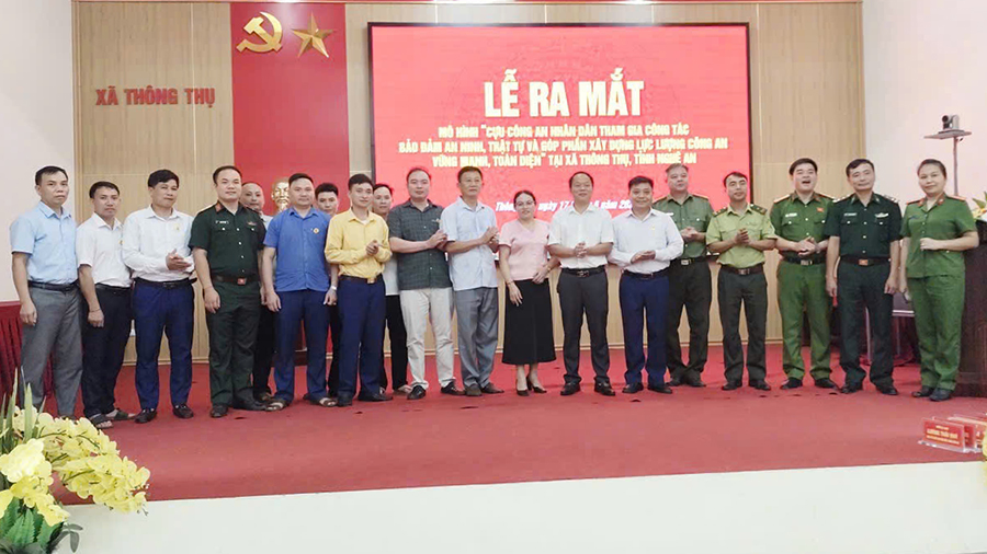 Ra mắt mô hình 