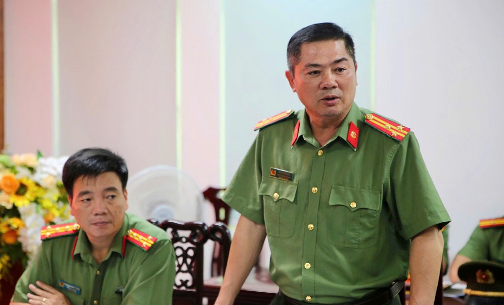Các đồng chí Lãnh đạo Phòng Công tác chính trị phát biểu