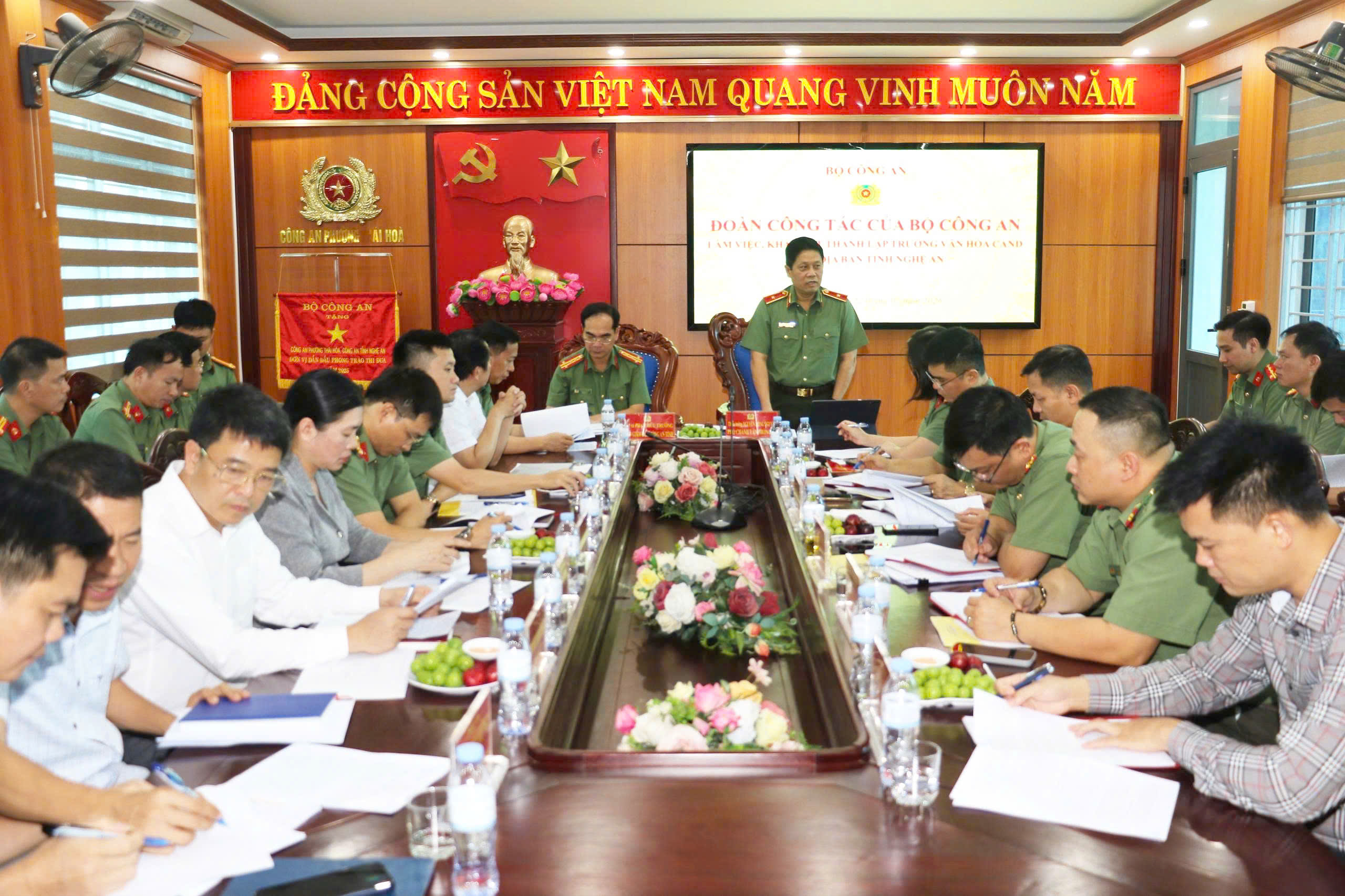 Bộ Công an khảo sát về thành lập Trường Văn hóa Công an nhân dân trên địa bàn tỉnh Nghệ An