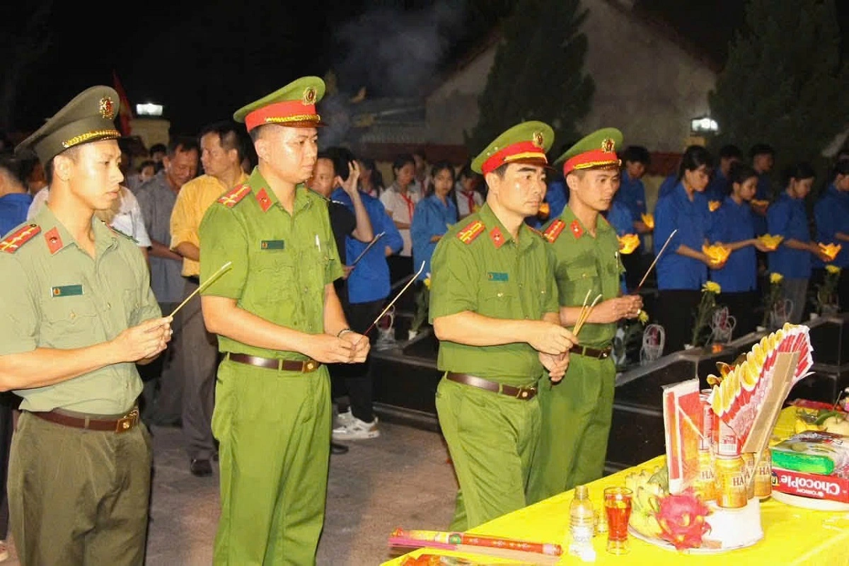 Công an xã Xuân Lâm tri ân Anh hùng, Liệt sĩ