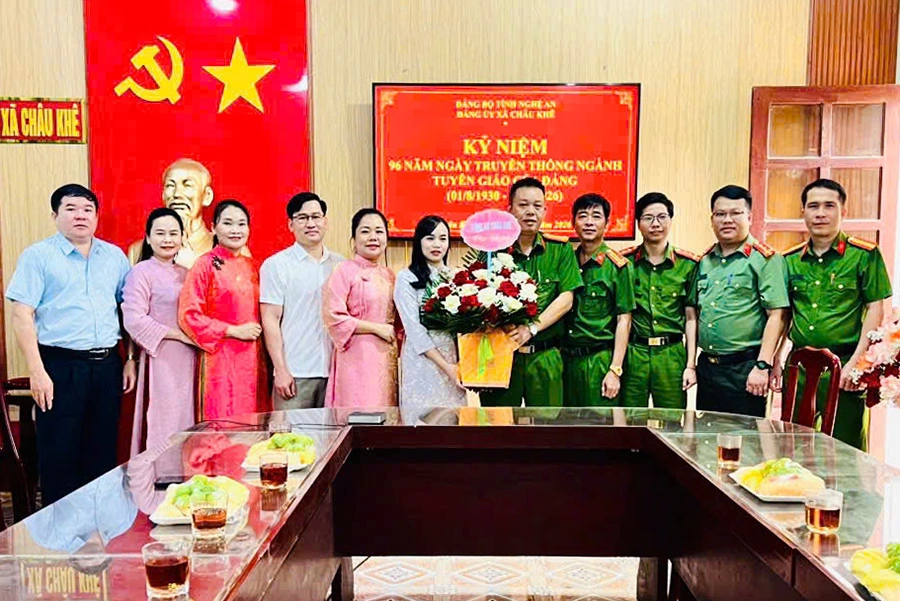Chúc mừng Ngày truyền thống ngành Tuyên giáo của Đảng