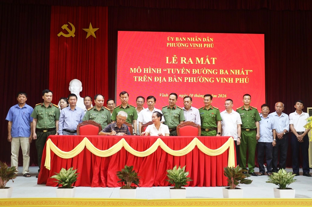Ra mắt mô hình 