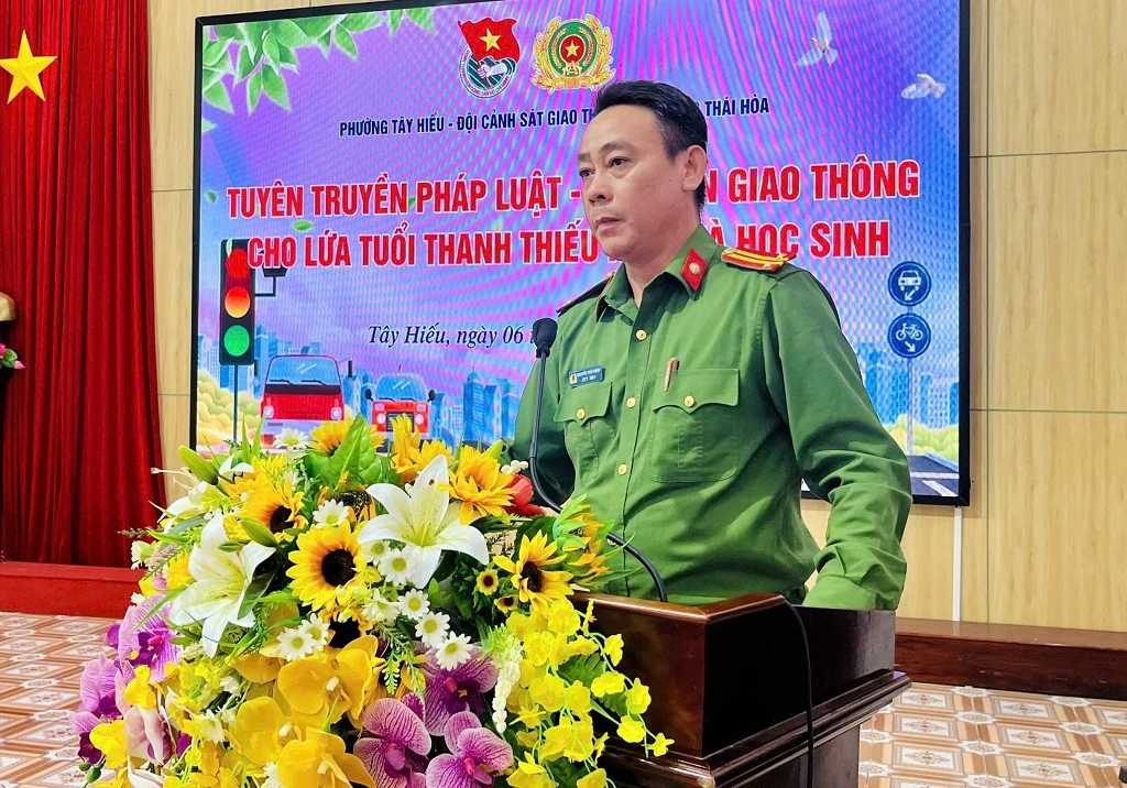 Tuyên truyền, phổ biến pháp luật về trật tự an toàn giao thông cho đoàn viên, thanh thiếu niên