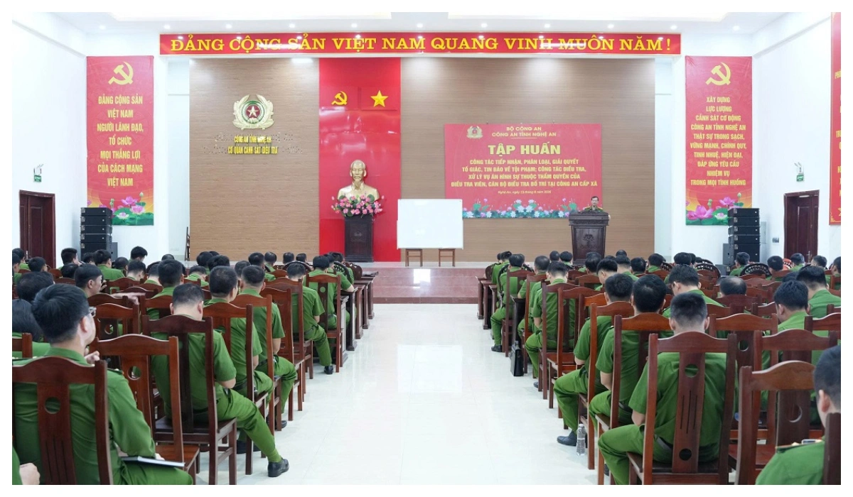 Công an tỉnh Nghệ An tập huấn công tác điều tra, giải quyết tố giác, tin báo về tội phạm cho lực lượng Công an xã