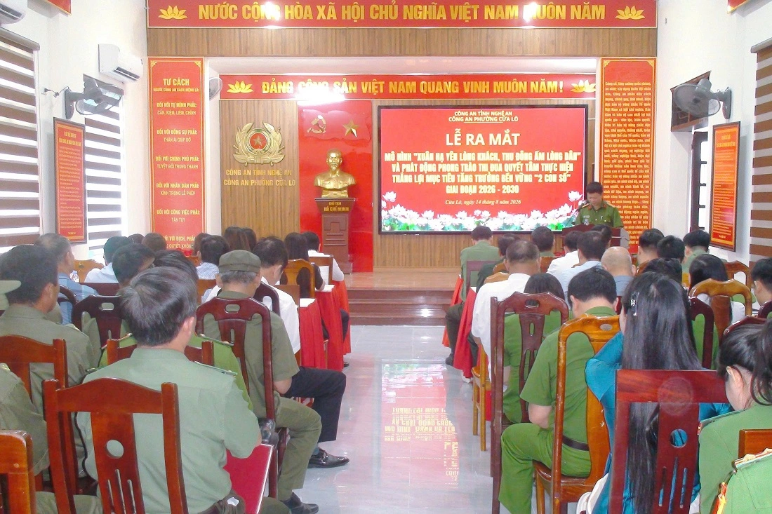 Toàn cảnh lễ ra mắt