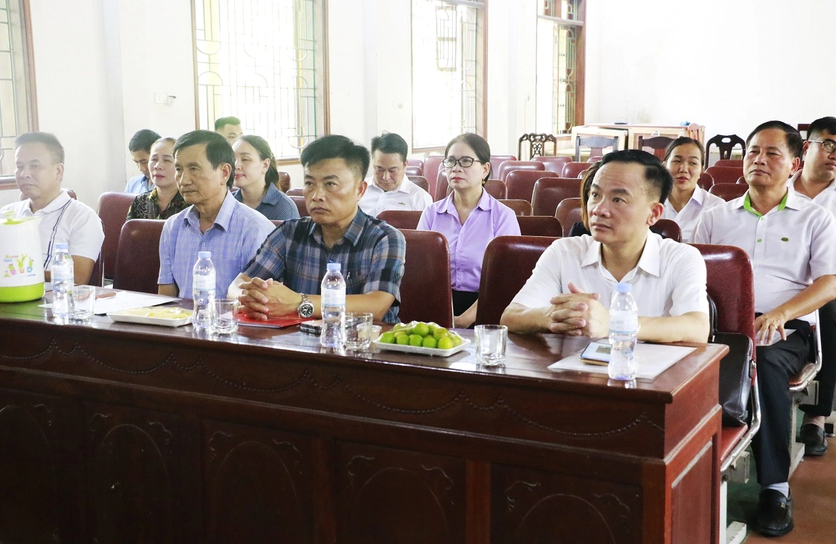 Đại biểu tham dự lễ ký kết