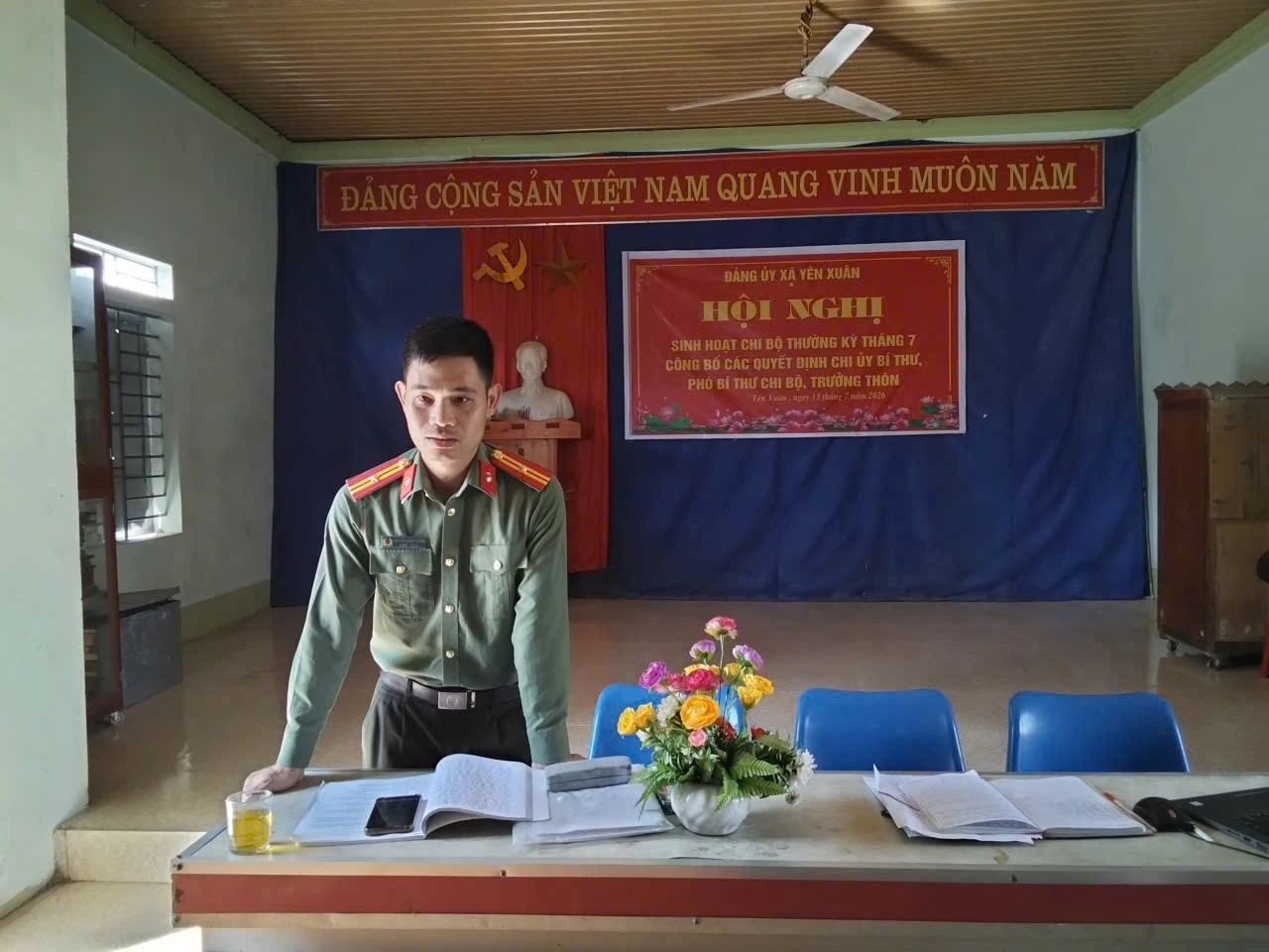 Công an xã tuyên truyền, phổ biến pháp luật