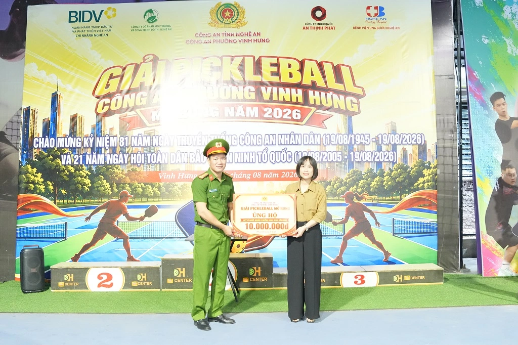 Công an phường Vinh Hưng tổ chức khai mạc Giải Pickleball mở rộng năm 2026