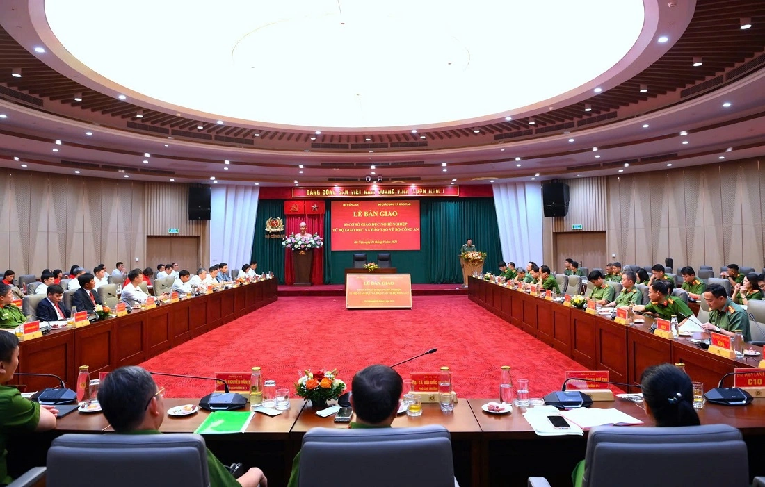 Toàn cảnh Lễ bàn giao